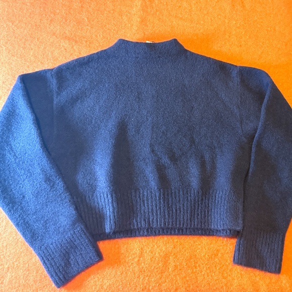 Zara dark purple eggplant touch of wool soft round neck cropped sweater NWT - Picture 10 of 12